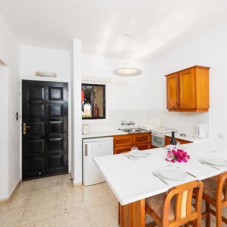 Tavros Hotel Apartments Полис Экстерьер фото