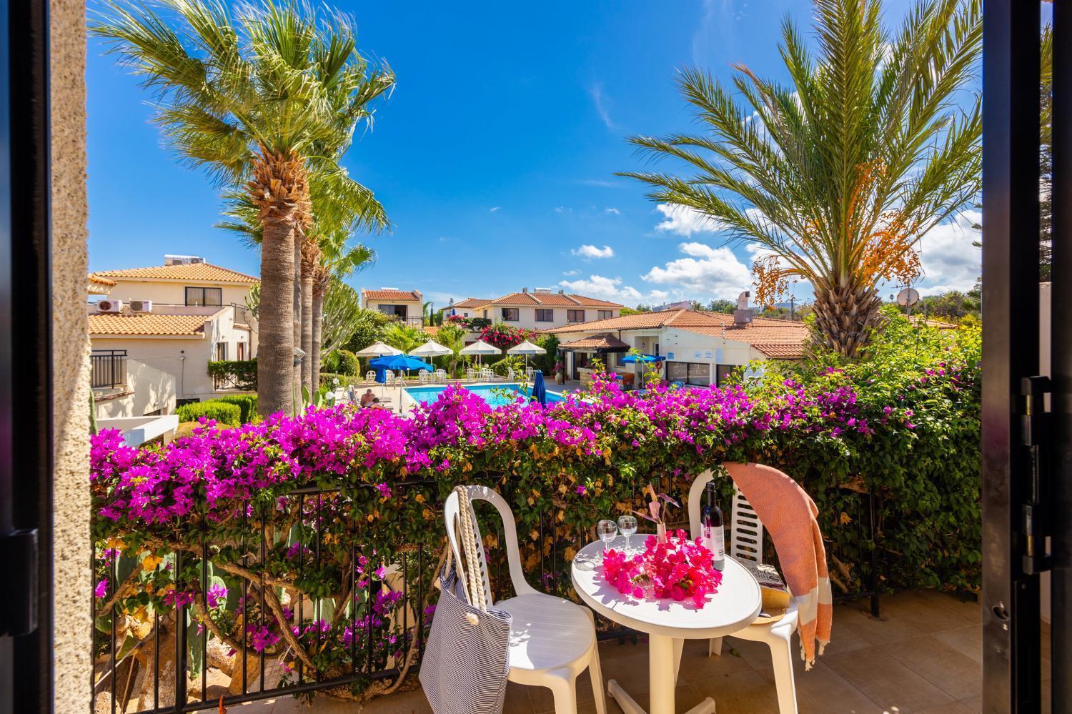 Tavros Hotel Apartments Полис Экстерьер фото