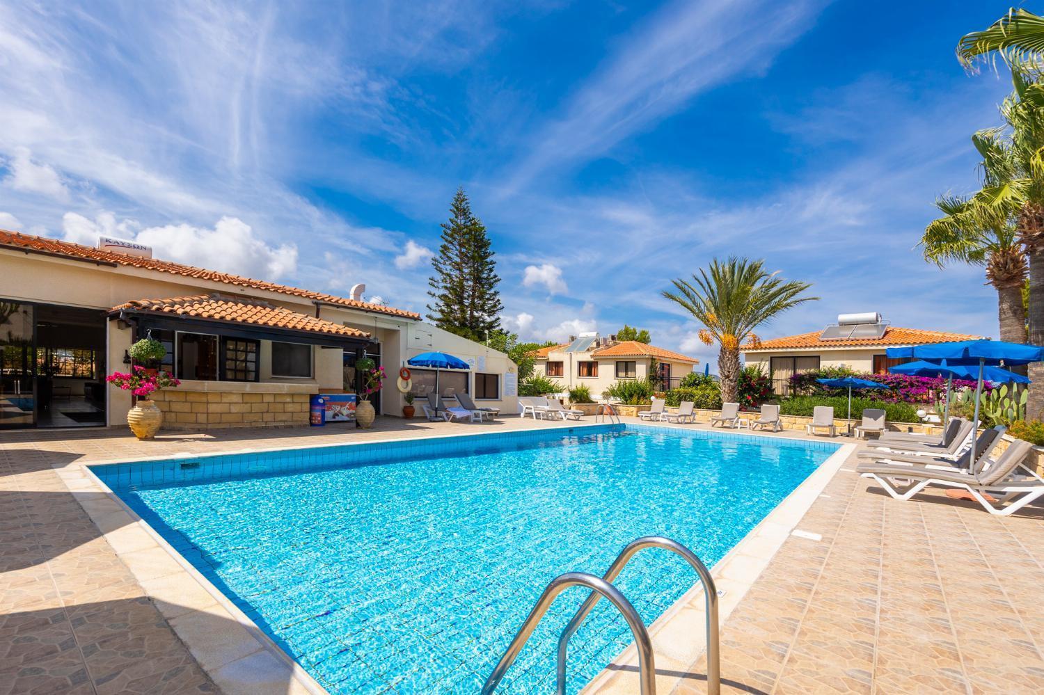 Tavros Hotel Apartments Полис Экстерьер фото