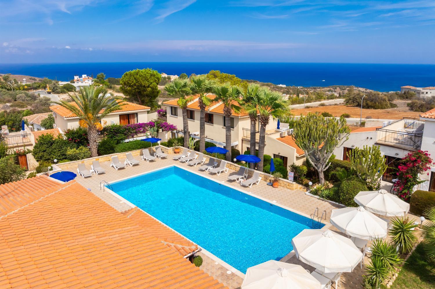 Tavros Hotel Apartments Полис Экстерьер фото